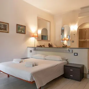 Tiberina - Trastevere Apartment
